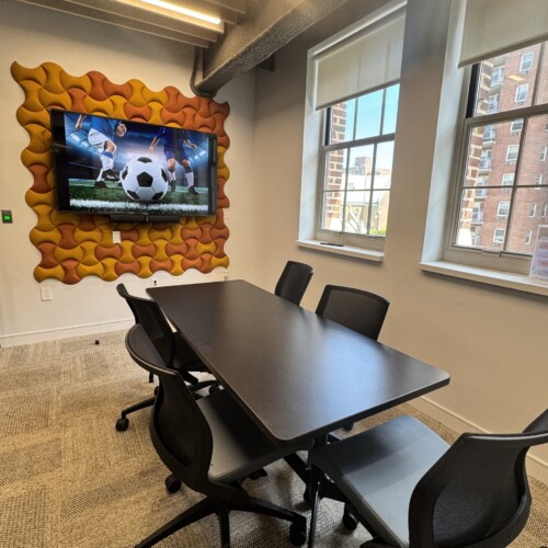 An image of our Flex Studio converted to a FIFA World Cup Watch & Work. Just 10 minutes away from JFK airport, Greater Nexus offers this private space for football/soccer fans. Don't miss out on watching USA, Mexico, Canada, Argentina, France & Portugal, and don't miss out on your favorite stars like Messi, Cristiano Ronaldo and Mbappe. To be streamed by FOX Sports app!